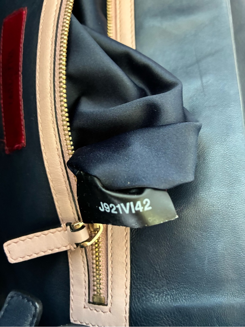 Valentino Garavani Leather Colorblock Shoulder Bag w/ Strap Dust Bag - Picture 13 of 13